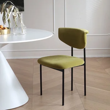 Olasz minimalista krém stílusú étkezőszék vas art net híresség ins könnyű luxus étkezőszék senior erkély szabadidős székek
